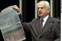 Simon conclama população a cobrar de Lula negociação junto a Bush para corte de juros da dívida