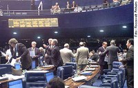 Senado aprova PLV e desobstrui pauta de votações