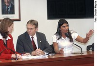 Frente Parlamentar pela Criança e pelo Adolescente discute o Orçamento 2006