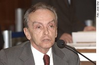 Projetos aprovados reforçam combate a crimes contra a Administração Pública