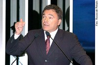 Alvaro Dias culpa Estado pela violência no campo