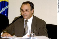 CE aprova emendas ao Orçamento de 2006