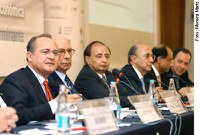 Empresários pedem apoio de Renan para liberalização de operações de câmbio