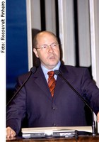 Demostenes vê governo Lula em "melancólico fim de linha"