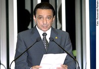 Papaléo pede a aprovação de projeto que cria a Zona Franca de Macapá e Santana