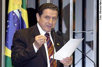 Mozarildo comenta propostas de documento do PTB