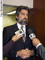 Raupp diz que disputa no PMDB não interfere no apoio ao governo