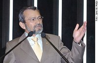 Válter Pereira critica "fisiologismo" do PMDB