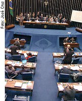 Senadores debatem PAC com ministros
