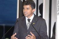 Expedito Júnior propõe cassar aposentadoria de parlamentar que desviar recursos públicos