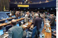Votações em Plenário devem ser retomadas na terça-feira; pauta tem dez medidas provisórias