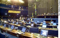 Senado faz leitura de requerimento de criação da CPI do Apagão Aéreo