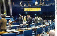 Senado aprova MP que elevou salário mínimo para R$ 380