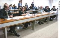 Projeto que altera dedução do Imposto de Renda em projetos culturais é aprovado na CE