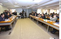 Quintanilha decide não unificar mais representações contra Renan