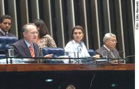 Renan afirma que Senado continua a legislar em defesa do Idoso