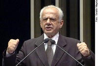 Simon recorda de fatos vividos com Ulysses Guimarães