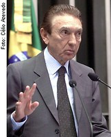 Lobão elogia anúncio de criação de escolas técnicas em todo o Brasil