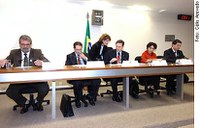 Substitutivo de Casagrande vai unir projetos que regulamentam setor de telemarketing