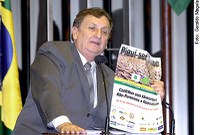 Mão Santa condena interrupção da Operação Carro-Pipa em estados atingidos pela seca