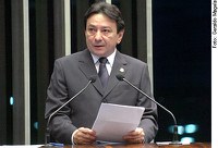 Papaléo Paes homenageia fisioterapeutas e terapeutas ocupacionais