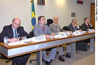 Representante da OAB diz que o não pagamento de precatórios judiciais fere estado democrático de direito