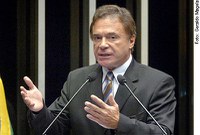 Alvaro Dias: governo pode abrir mão da CPMF pois há excesso de arrecadação