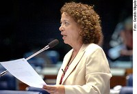 Líder do PT comemora estatísticas da economia