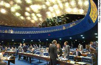 Plenário pode deliberar nesta semana sobre fim do voto secreto em casos de cassação