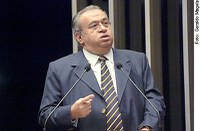 Heráclito critica governador do Piauí por querer bancar estudo sobre petróleo