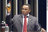 Sibá defende produção de álcool a partir da mandioca