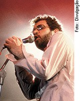 Rádio Senado homenageia Renato Russo