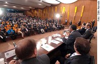 Senadores querem preservar acordo entre as centrais sindicais e o governo