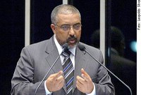 Paim lamenta que fórum sobre previdência termine sem consenso