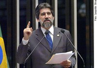 Raupp: senadores do PMDB apóiam CPMF, mas querem redução da carga tributária