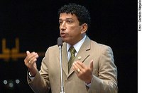 Magno Malta anuncia audiência pública sobre adoção