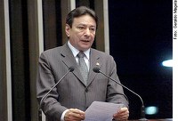 Papaléo alerta para estado de penúria das Forças Armadas