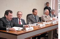 Conselho de Ética arquiva denúncia de prática de tráfico  de influência contra Renan Calheiros