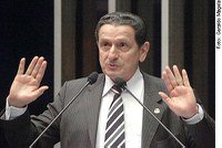 Mozarildo: PTB vai rediscutir permanência no bloco de apoio ao governo