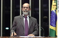 Mesquita Júnior protesta contra critérios para liberação de emendas ao Orçamento