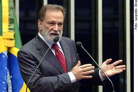 Osmar Dias critica suposto acordo para absolver Renan Calheiros