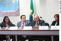 Ottomar critica retirada de "não- índios" de reserva Raposa Serra do Sol