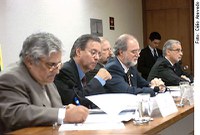 CRE aprova nomes de quatro embaixadores