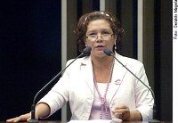 Fátima Cleide defende melhorias no atendimento a detentas