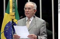 Adelmir Santana diz que reforma política pode levar brasileiros a acreditarem nos políticos