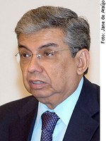 Garibaldi deve tratar de denúncia de escuta ilegal em encontro com Lula ainda nesta segunda-feira