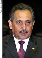 PEC inclui atenção aos idosos no currículo escolar para todas as etapas de ensino