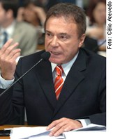 Proposta de instituição de conselhos para fiscalizar "grampos" aguarda emendas na CCJ