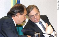 CCJ aumenta para sete anos e meio de reclusão a punição para agentes públicos que participarem de grampos telefônicos