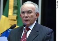 Para Adelmir Santana, Senado deve agir para fortalecer as instituições e a ética